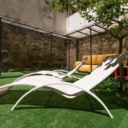 Urban Garden Coruna Apartment